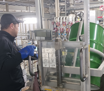 日本工作油株式会社