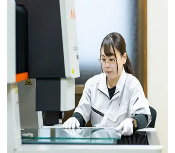 正社員募集☆日勤＆土日祝休み♪年間休日125日◎【カメラ、パソコ...